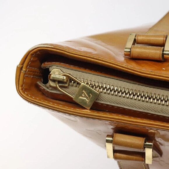 LOUIS VUITTON Monogram Vernis Houston Hand Bag Beige - Picture 13 of 14